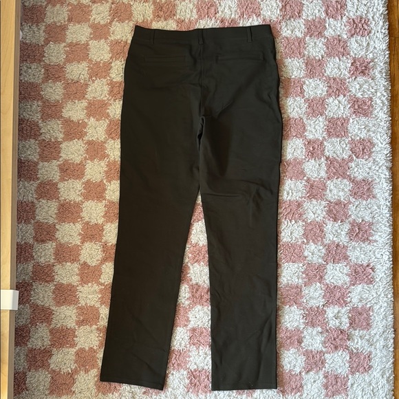 Quince Deep Green Pants - Picture 3 of 3